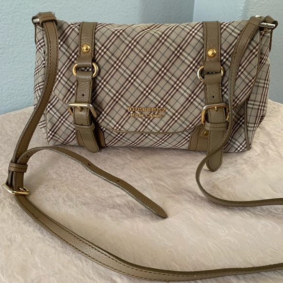Burberry Handbags - Burberry blue label crossbody bag